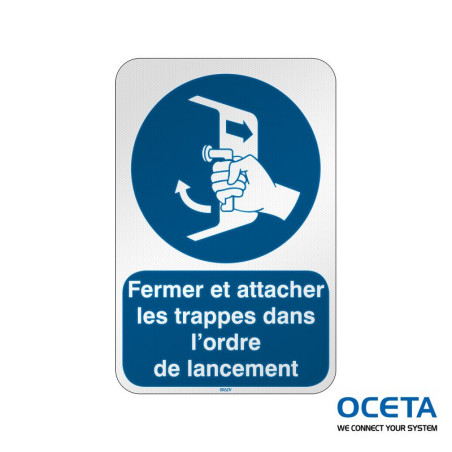 M/M037/FR673/RFL-390X590-1  Fermer et attacher les trappes dans ordre